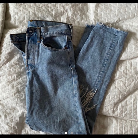 Aritzia Levi wedgie jeans - Picture 2 of 4